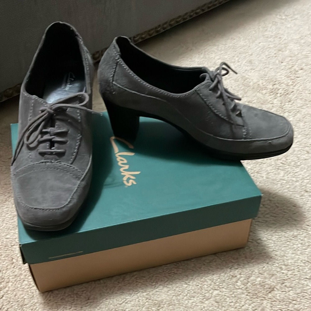Elegant Gray Women's Lace-Up Heels